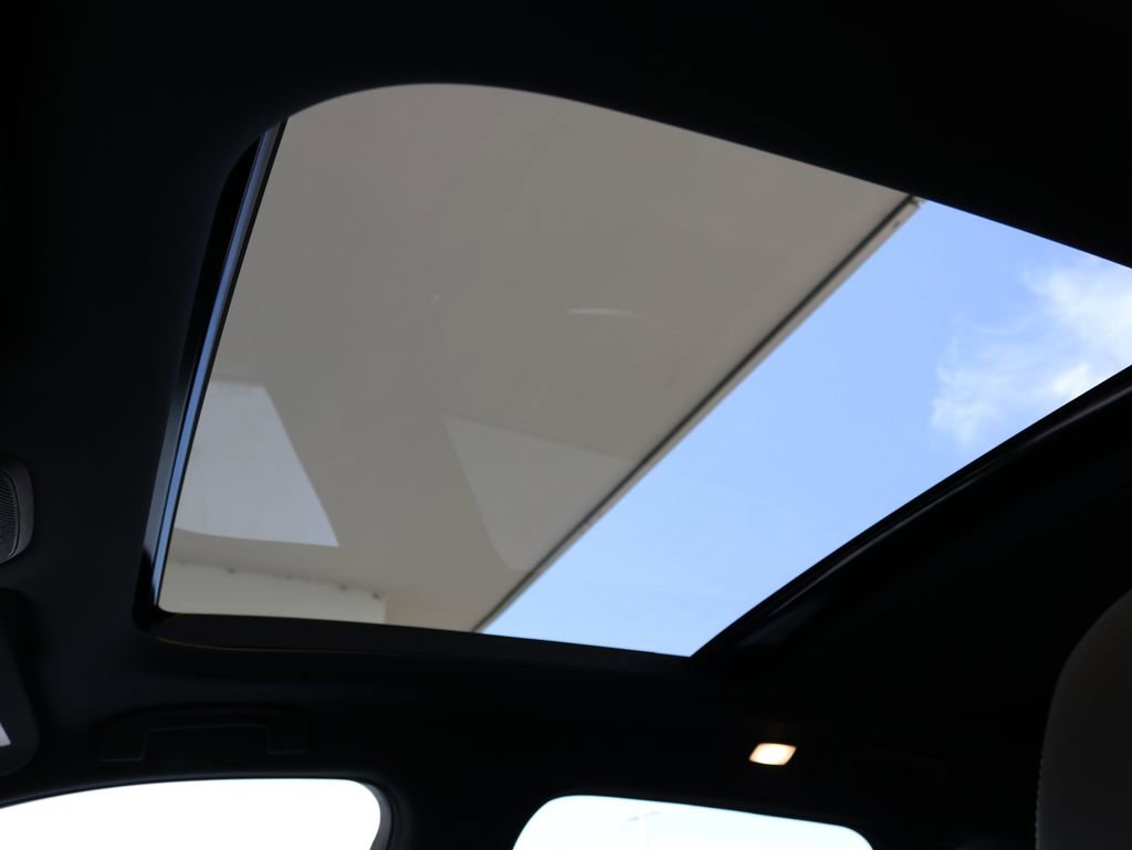 Certified 2025 INFINITI QX50 Sport image 18