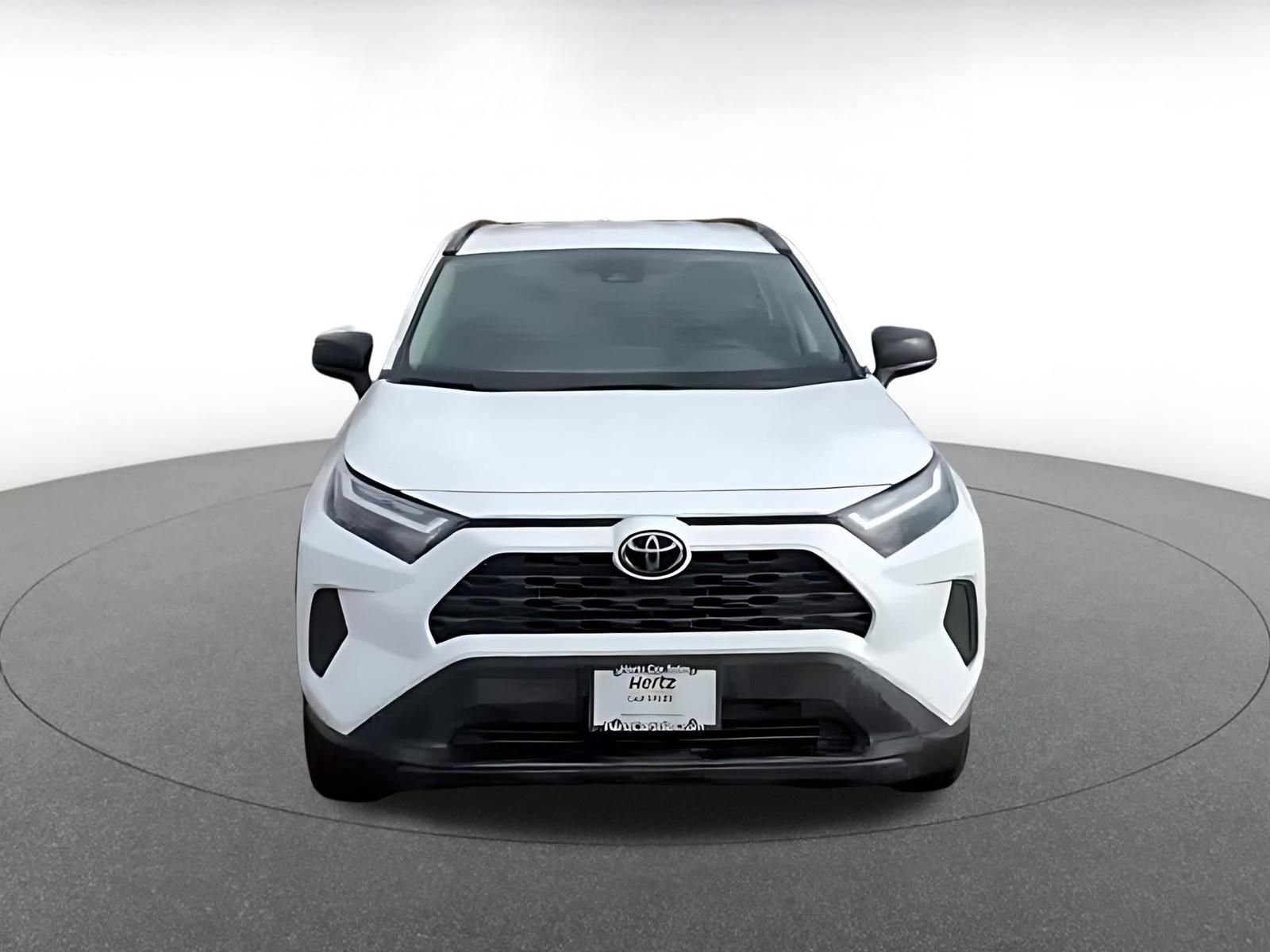 Used 2025 Toyota RAV4 LE image 3