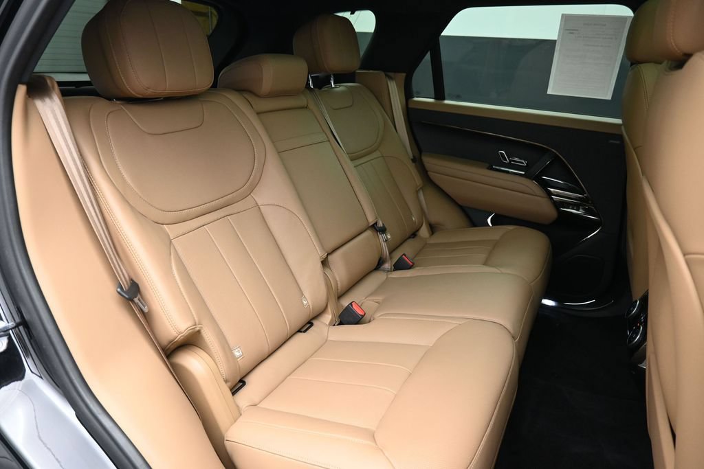 Used 2023 Land Rover Range Rover Sport SE AWD/4WD image 25