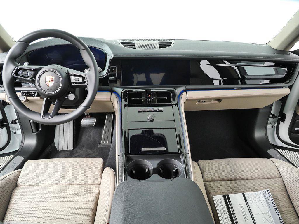 New 2026 Porsche Panamera 4 AWD/4WD image 19