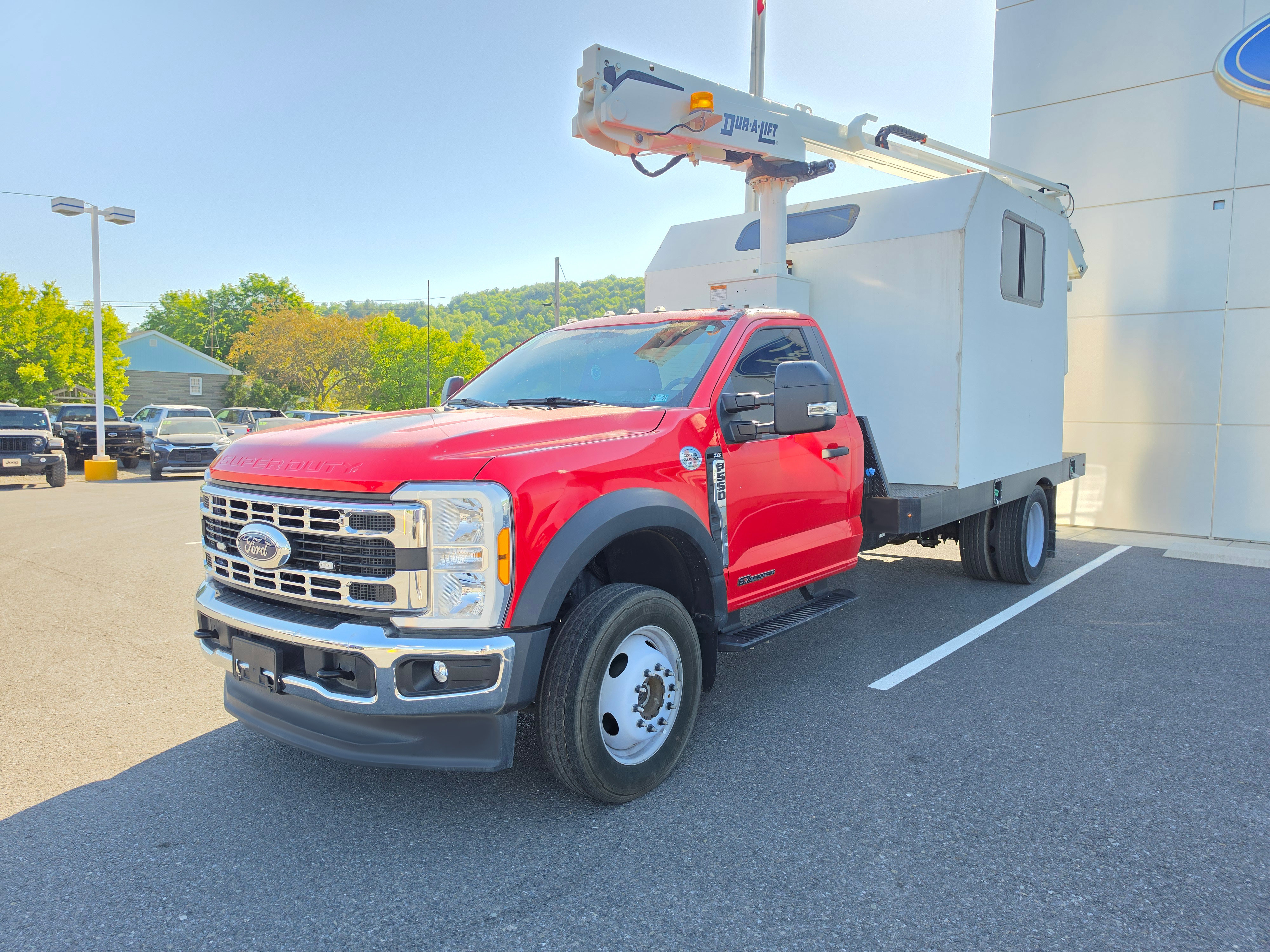 Used 2023 Ford F550 4x4 Regular Cab Super Duty w/ XLT Value Package image 8