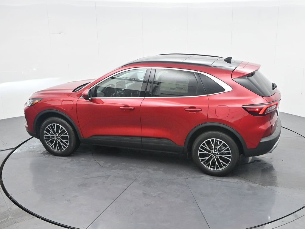 New 2026 Ford Escape SE w/ PHEV Premium Package image 32