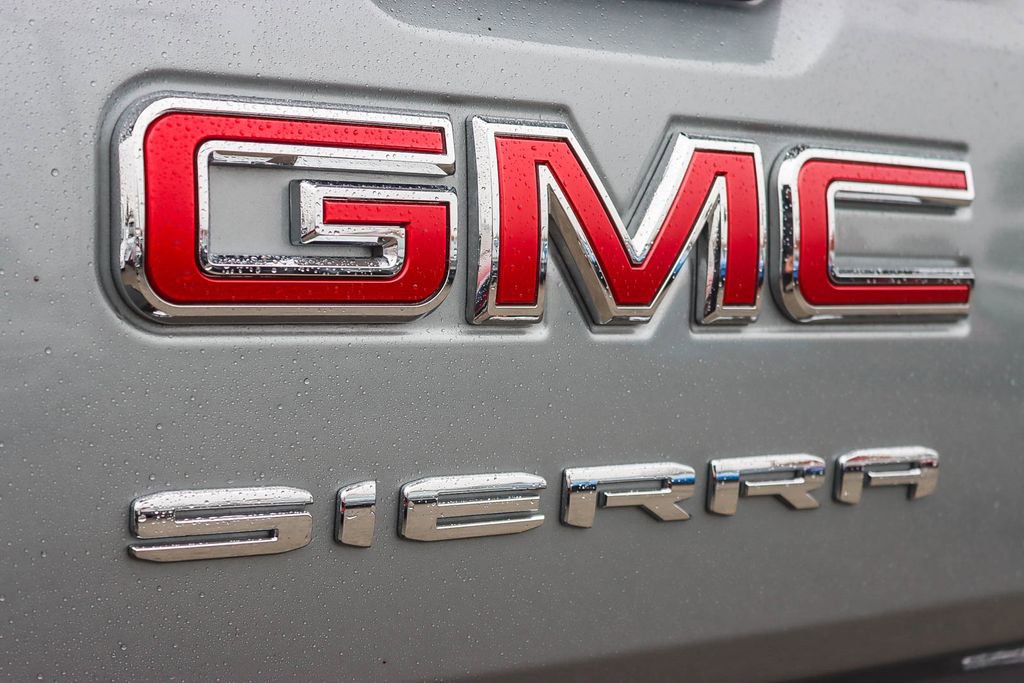 Used 2025 GMC Sierra 1500 Elevation image 9