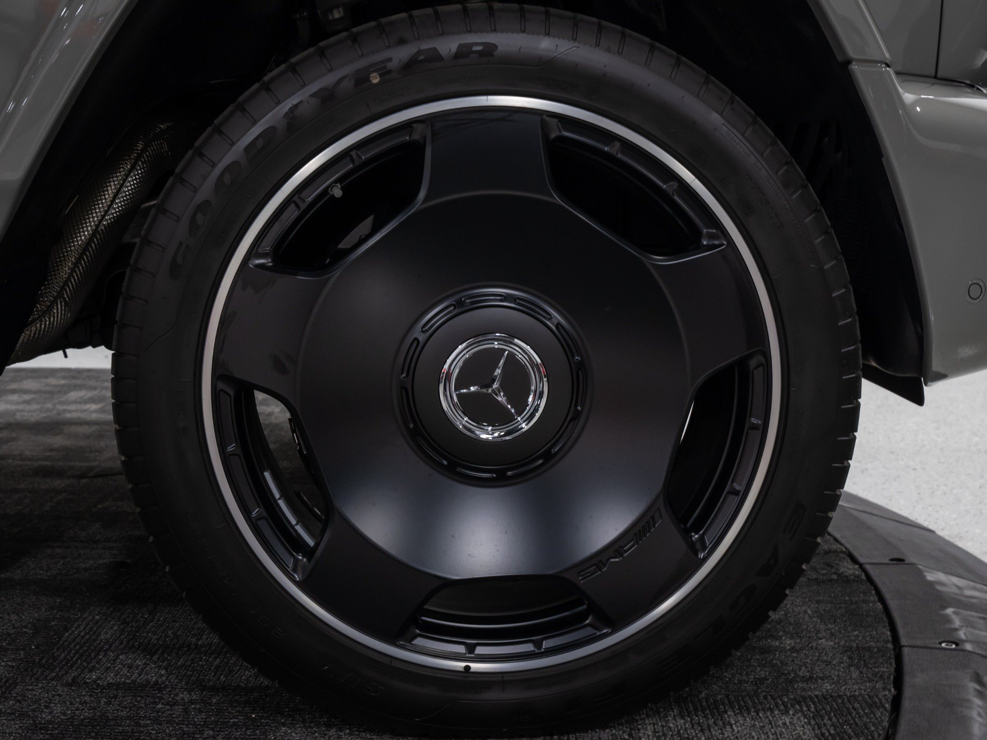 Used 2026 Mercedes-Benz G 63 AMG 4MATIC image 35