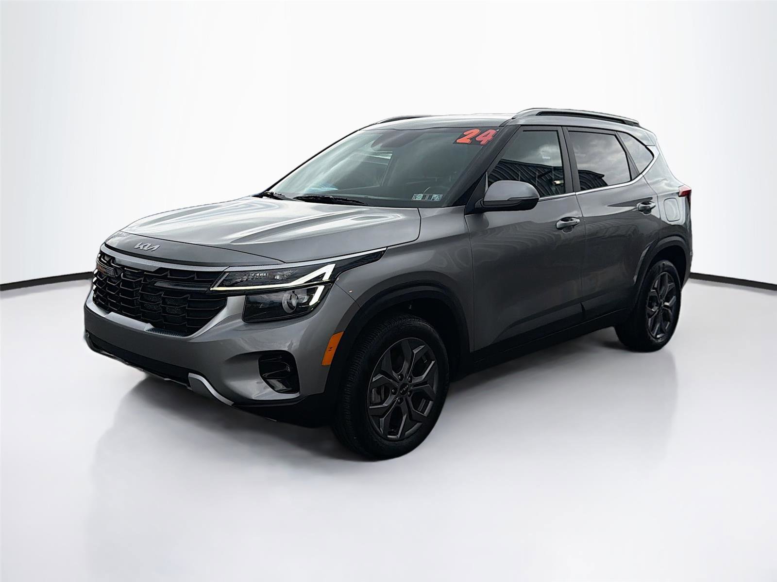 Used 2024 Kia Seltos S image 3