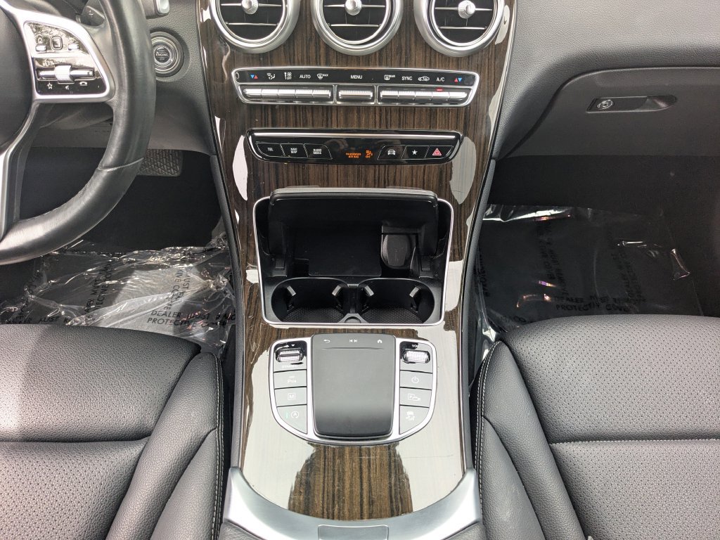 Used 2022 Mercedes-Benz GLC 300 4MATIC w/ Driver Assistance Package image 31