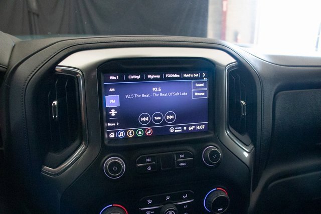 Used 2022 Chevrolet Silverado 2500 LTZ w/ LTZ Premium Package image 32