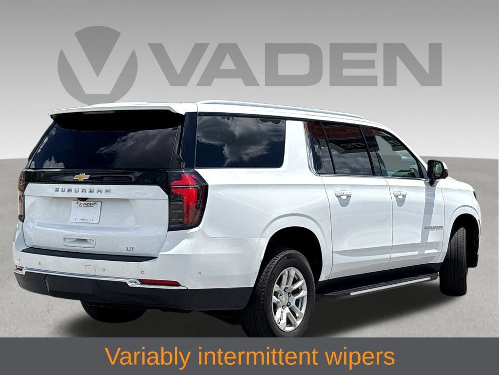 Used 2025 Chevrolet Suburban LT RWD image 21
