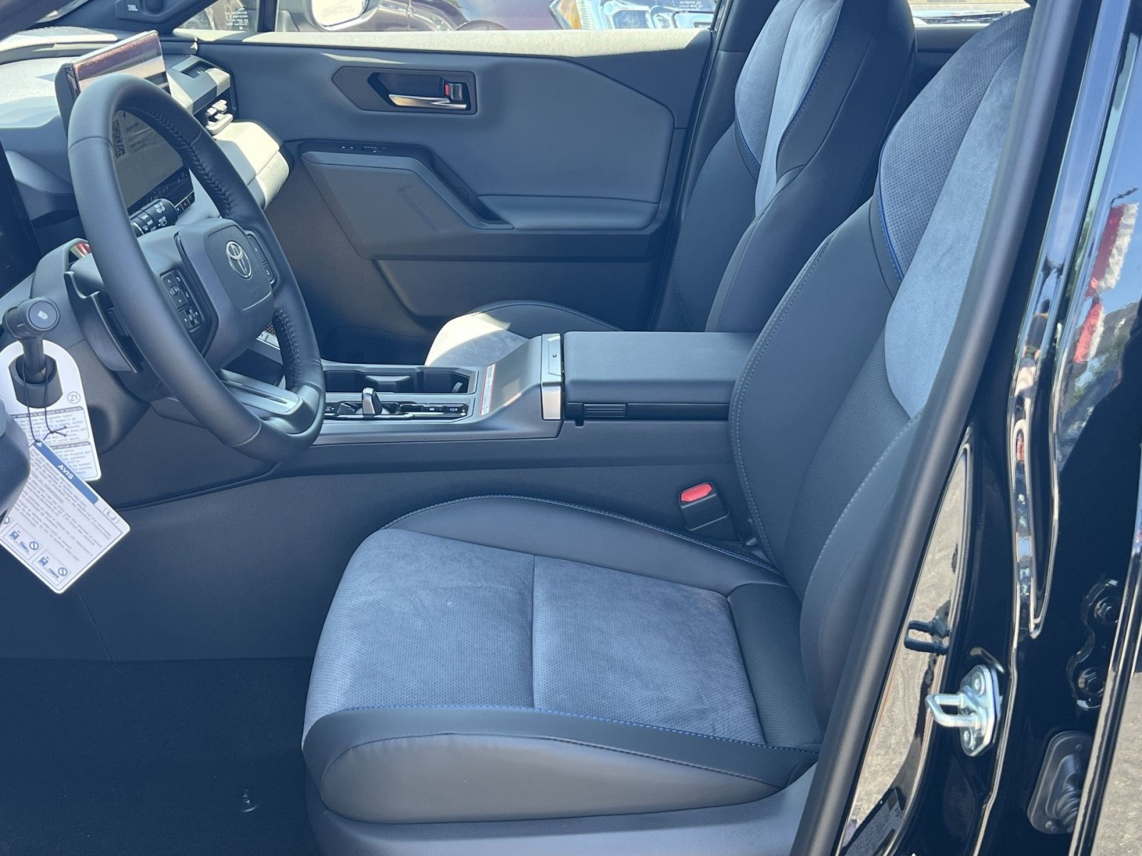 New 2026 Toyota RAV4 XSE AWD/4WD image 7