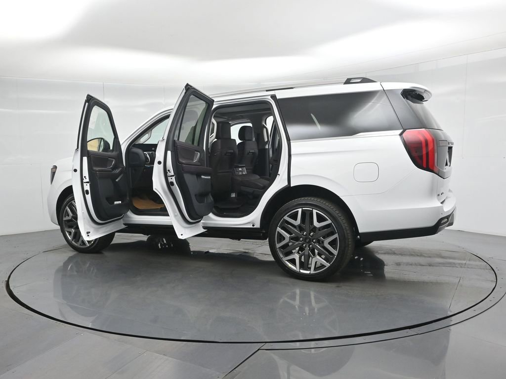 New 2025 Ford Expedition Platinum w/ Platinum Ultimate Package AWD/4WD image 35