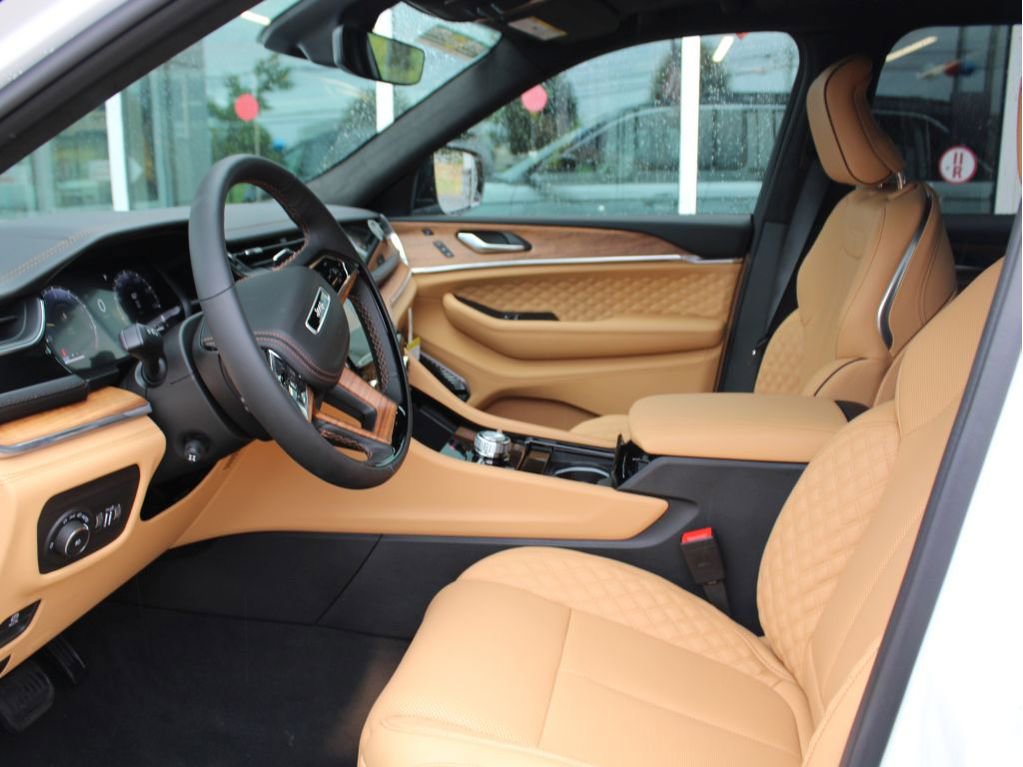 New 2025 Jeep Grand Cherokee Summit image 10