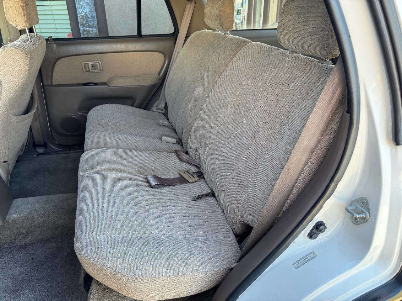 Used 2000 Toyota 4Runner Base 4dr SUV image 17