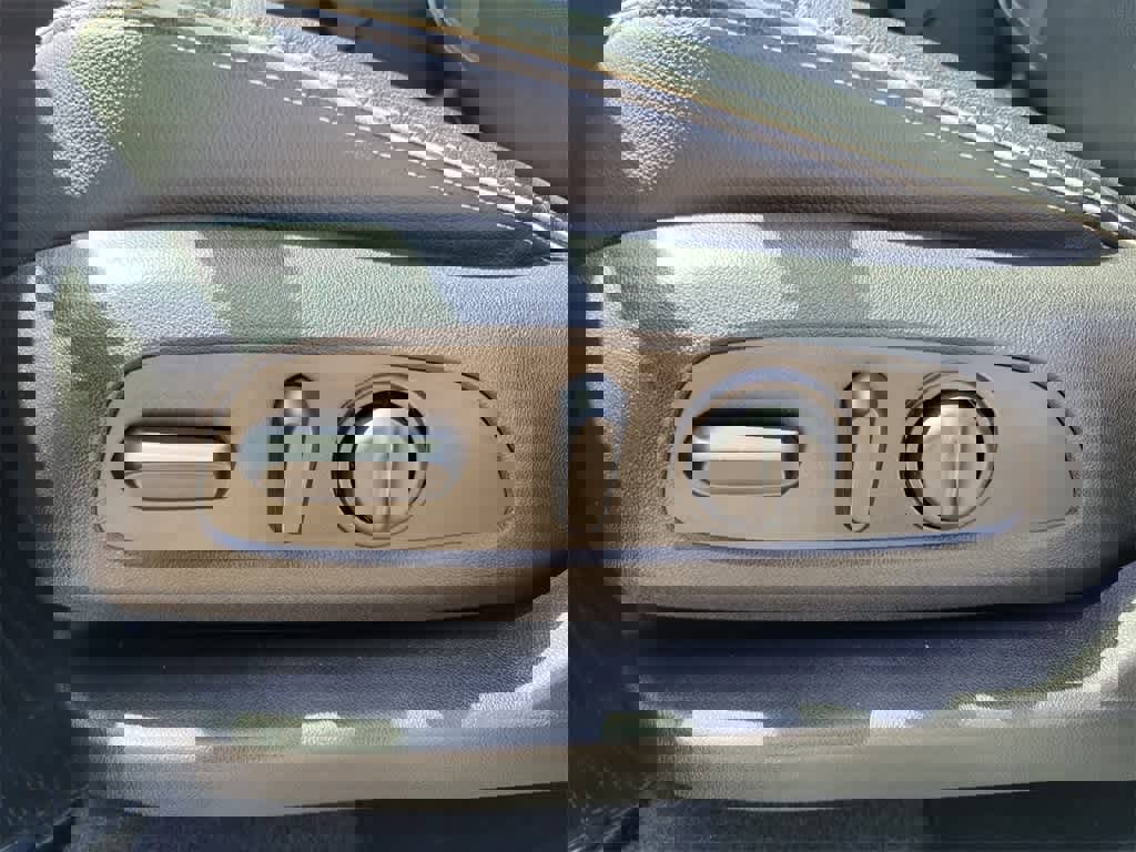 Used 2019 GMC Terrain Denali w/ Driver Alert Package II image 18