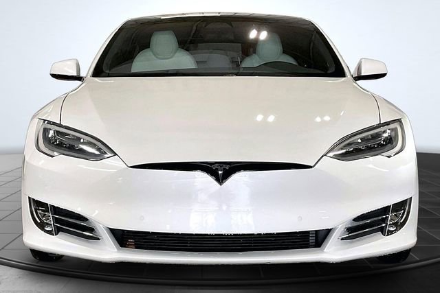 Used 2020 Tesla Model S Performance image 3