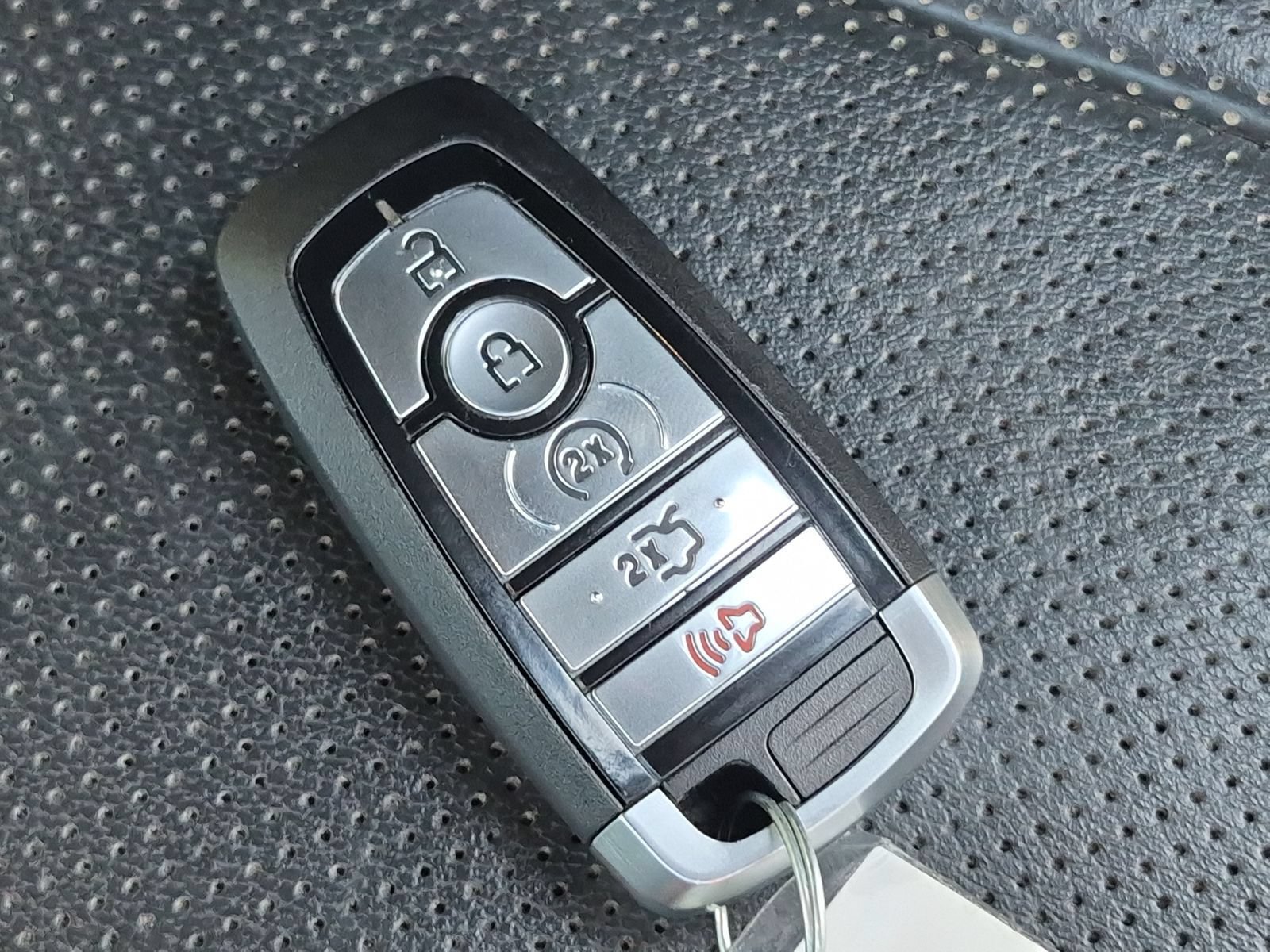 Used 2020 Ford Mustang Premium w/ Ford Safe & Smart Package RWD image 27