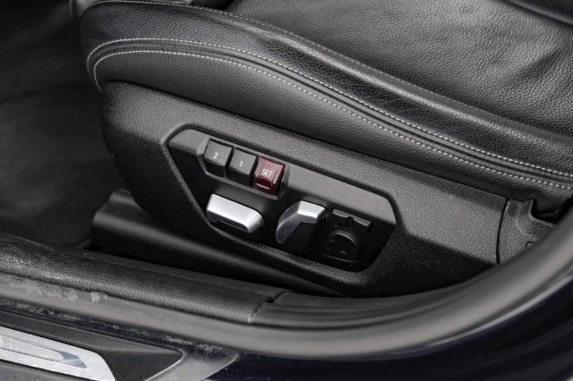 Used 2016 BMW 328i Sedan RWD image 29