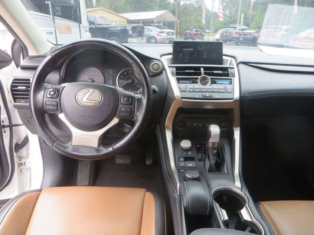 Used 2015 Lexus NX 200t FWD image 11