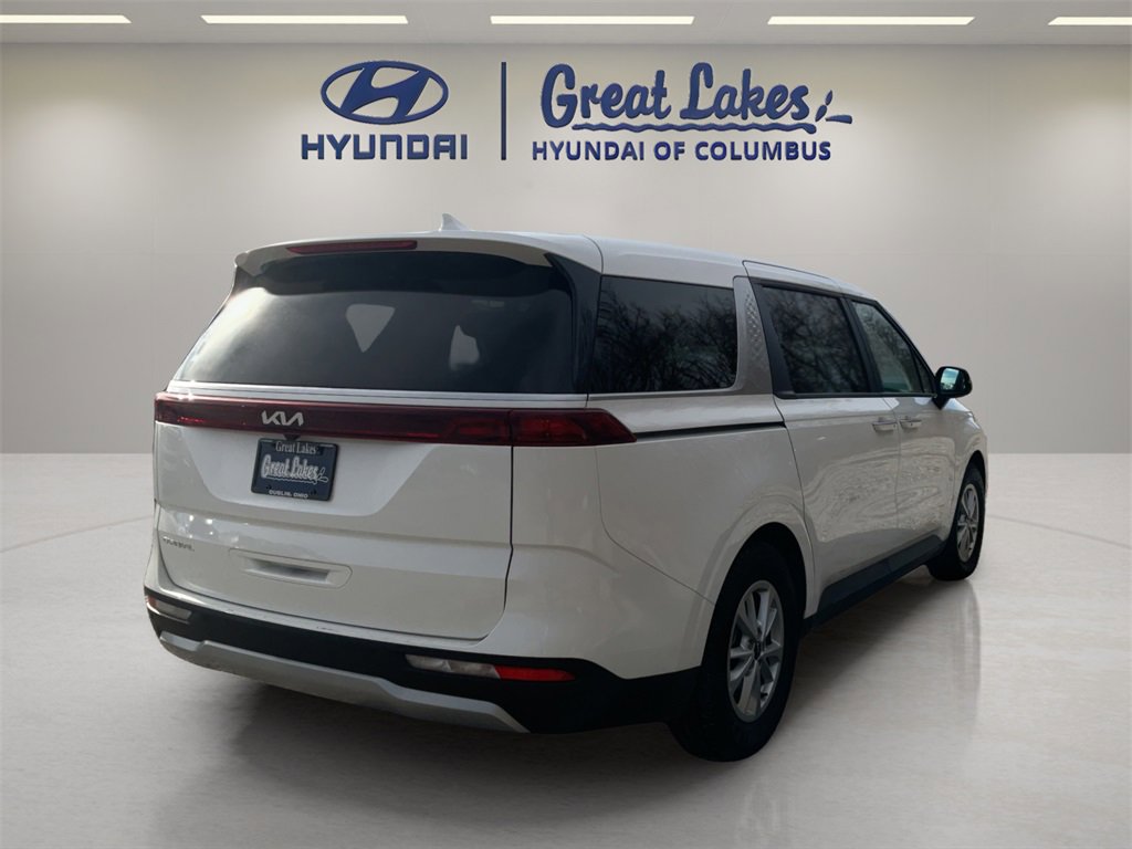 Used 2024 Kia Carnival LX image 5