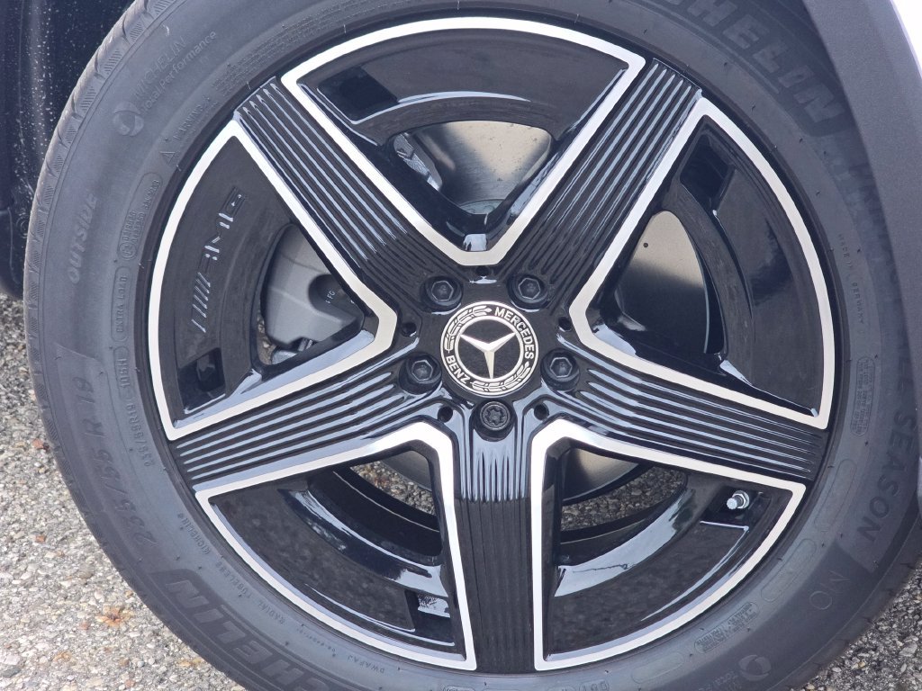New 2027 Mercedes-Benz GLC 300 4MATIC image 11