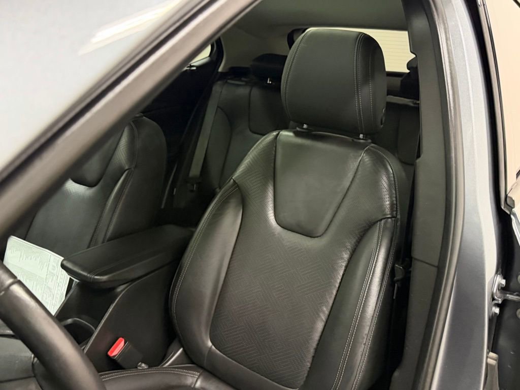 Certified 2020 Buick Encore GX Essence w/ Experience Buick Package AWD/4WD image 47