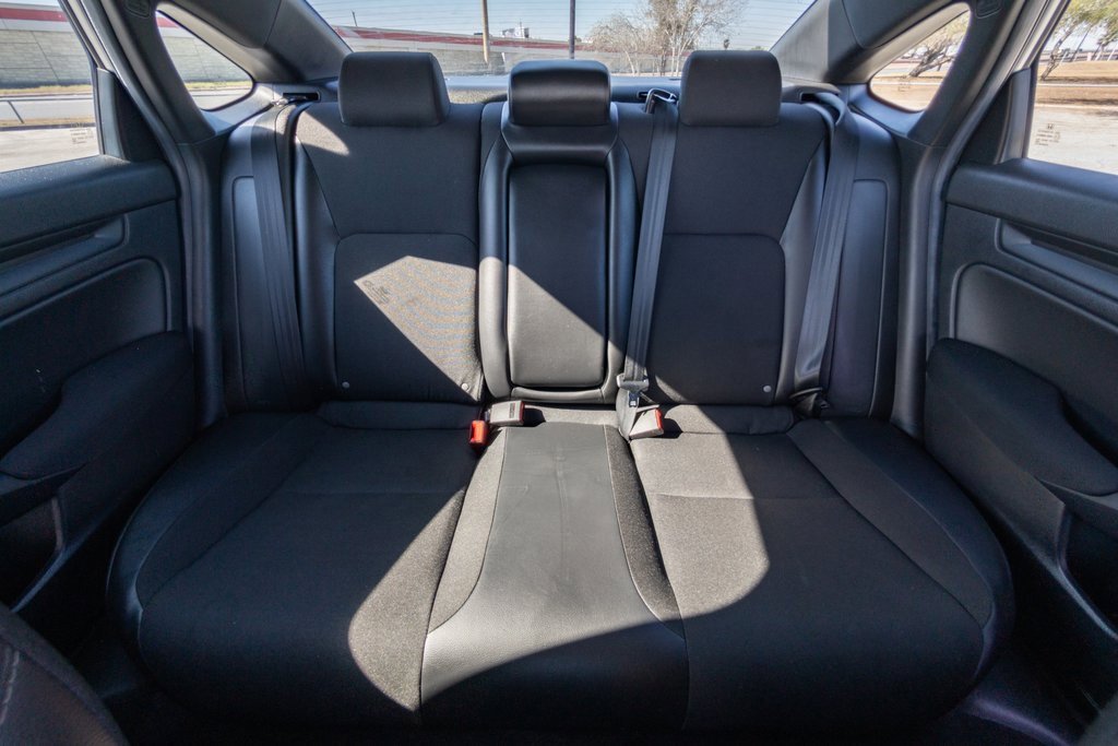 Used 2025 Honda Civic Sport image 15