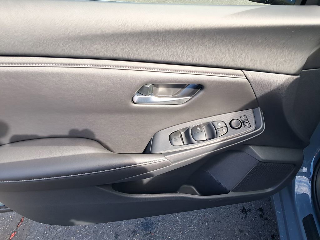 Certified 2025 Nissan Sentra SV w/ All-Weather Package image 22