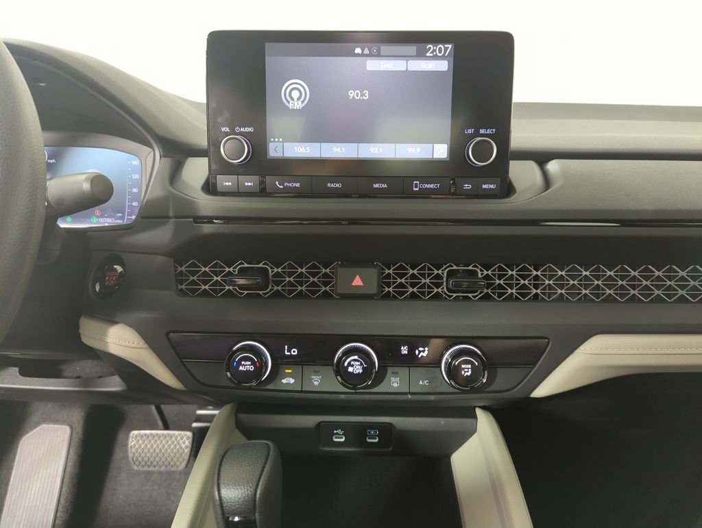 Certified 2025 Honda Accord LX image 14