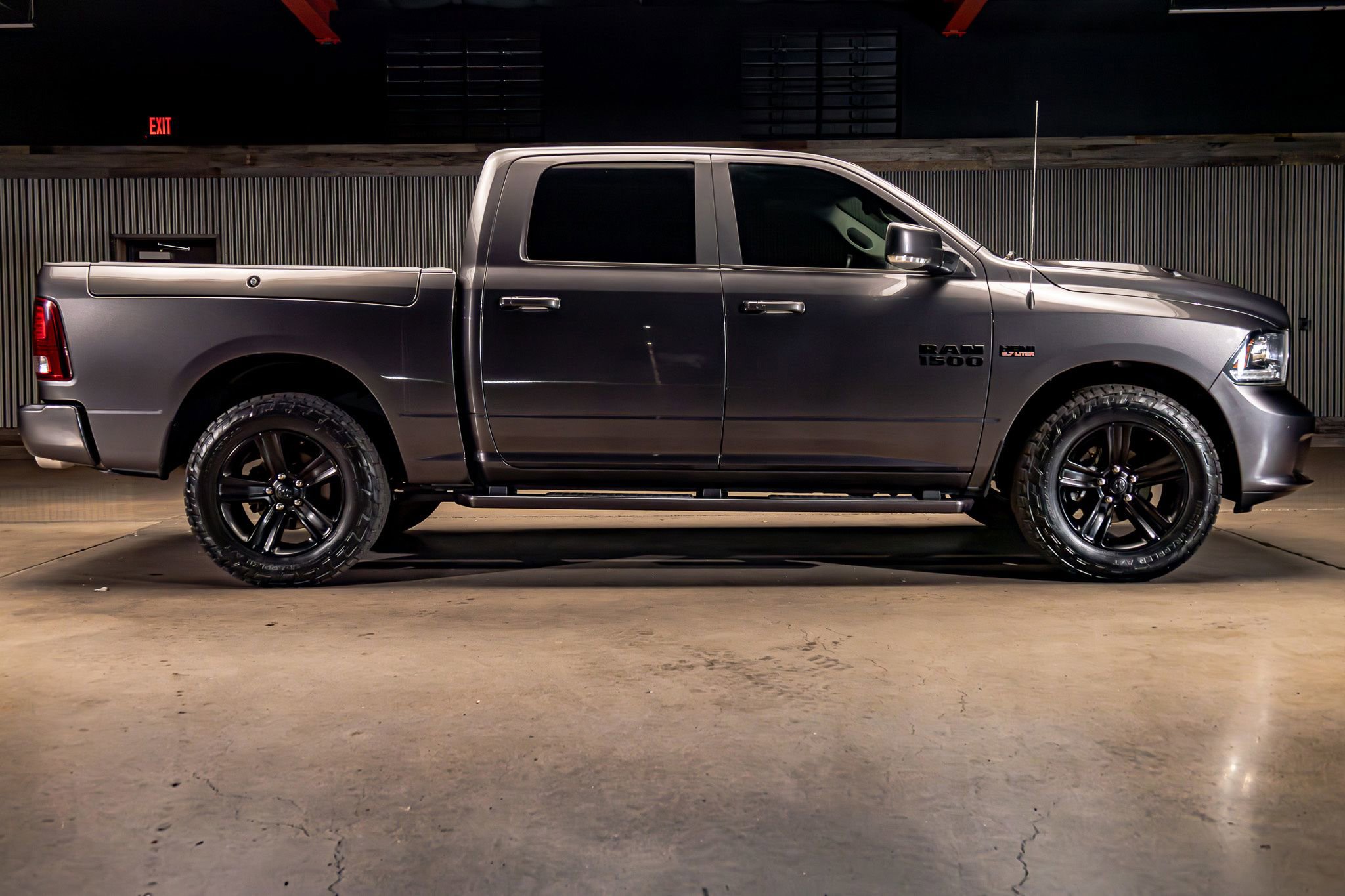 Used 2017 RAM 1500 Sport w/ Convenience Group AWD/4WD image 10