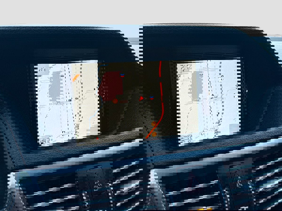 Used 2013 Mercedes-Benz E 350 4MATIC Wagon image 13