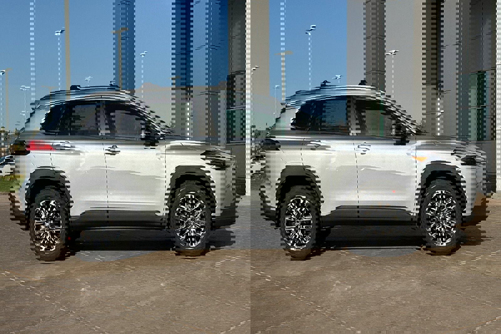 New 2026 Toyota Corolla Cross XLE video 3