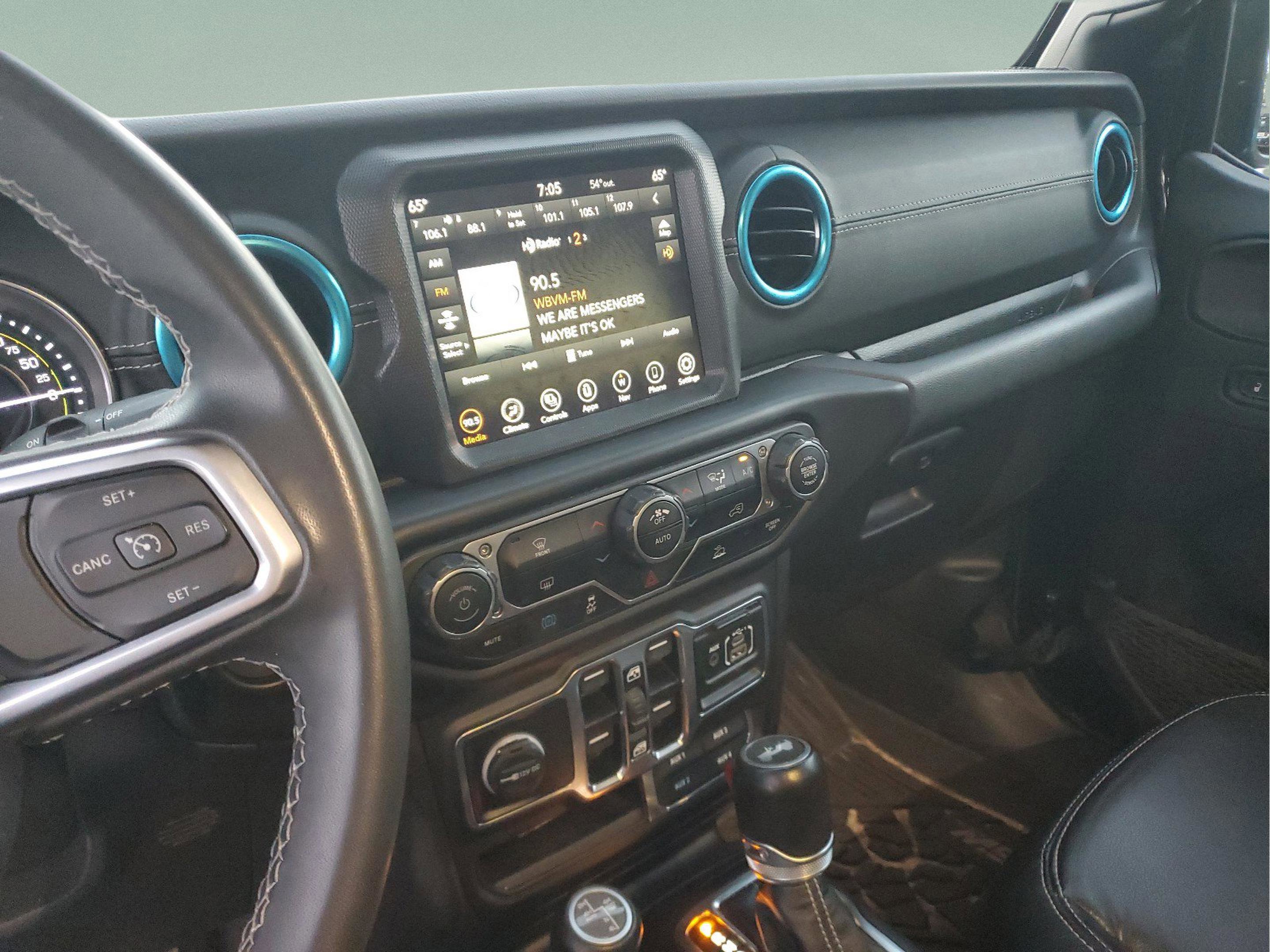 Certified 2023 Jeep Wrangler Sahara image 25