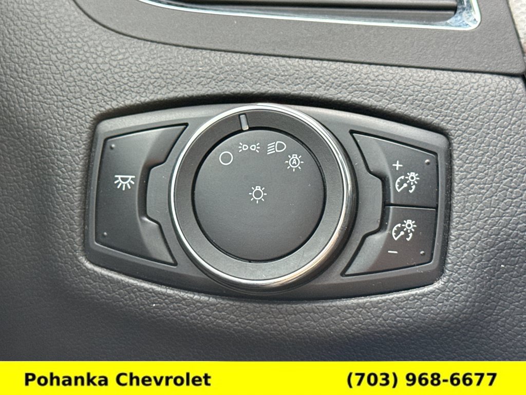 Used 2013 Ford Edge SEL FWD image 17