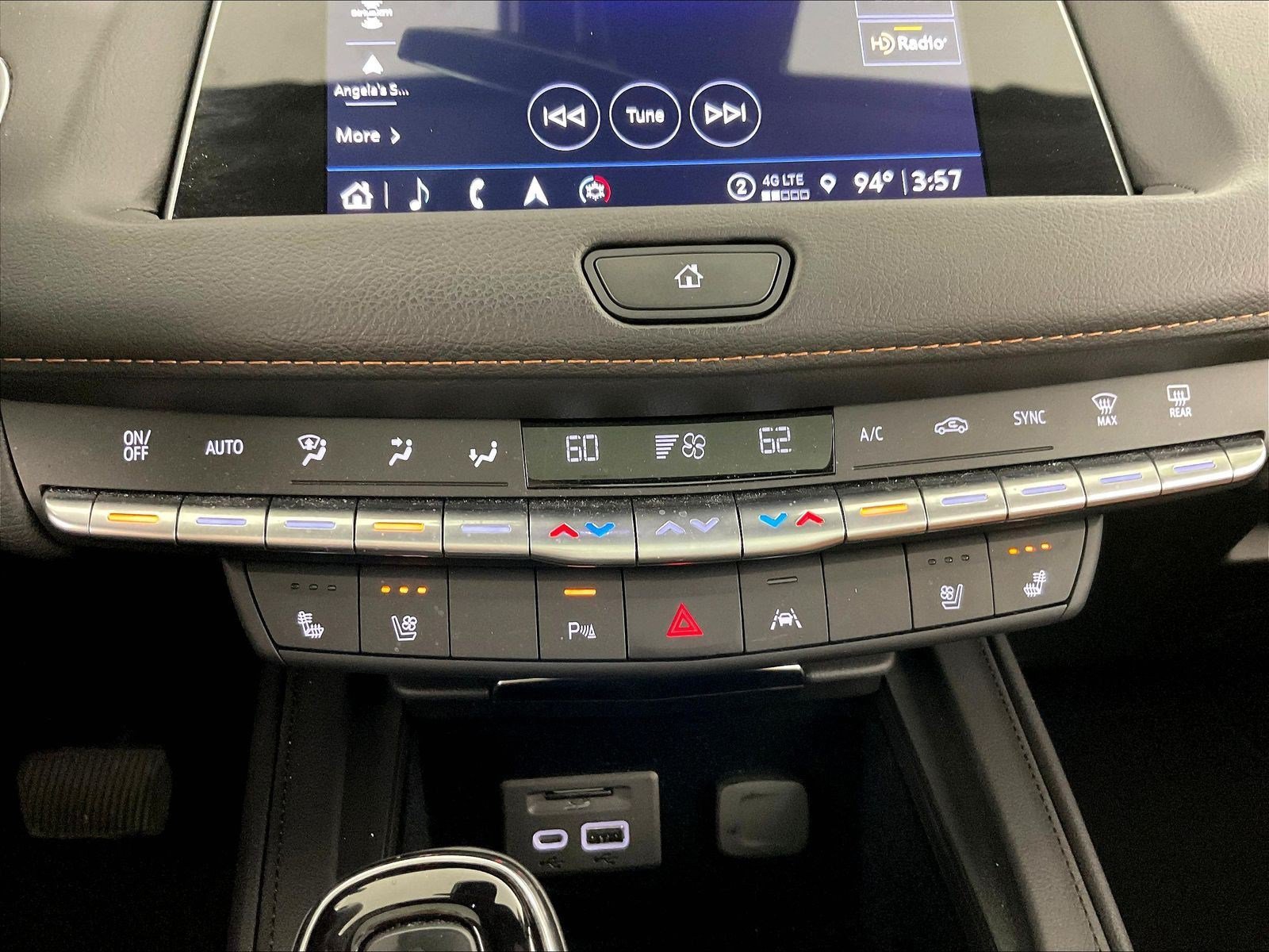Used 2023 Cadillac XT4 Premium Luxury w/ Technology Package AWD/4WD image 36