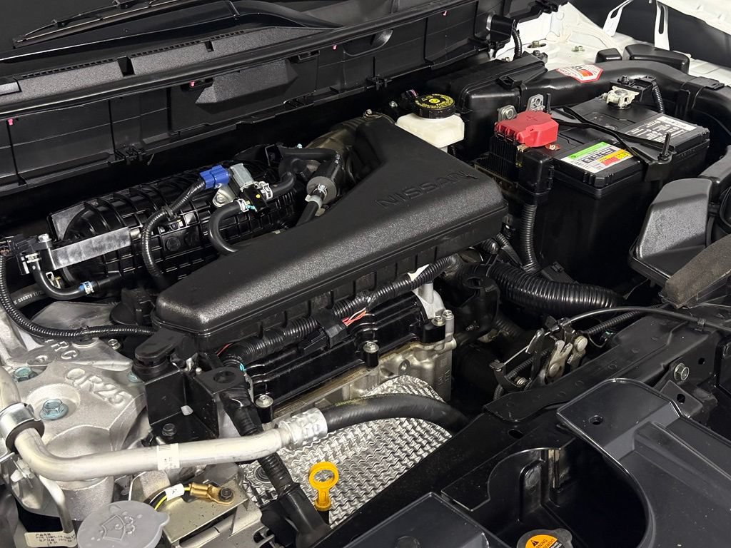 Used 2020 Nissan Rogue SV FWD image 44