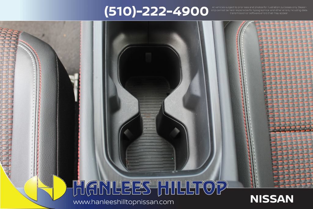Certified 2025 Nissan Kicks SR FWD image 17