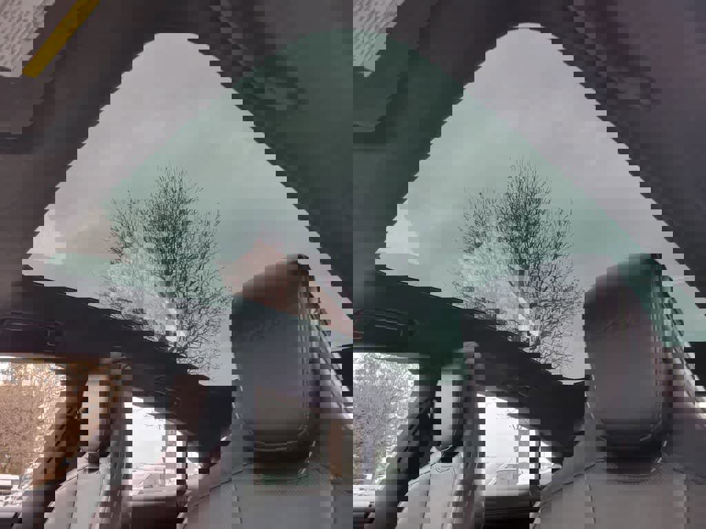 Used 2021 Porsche Taycan Turbo image 19