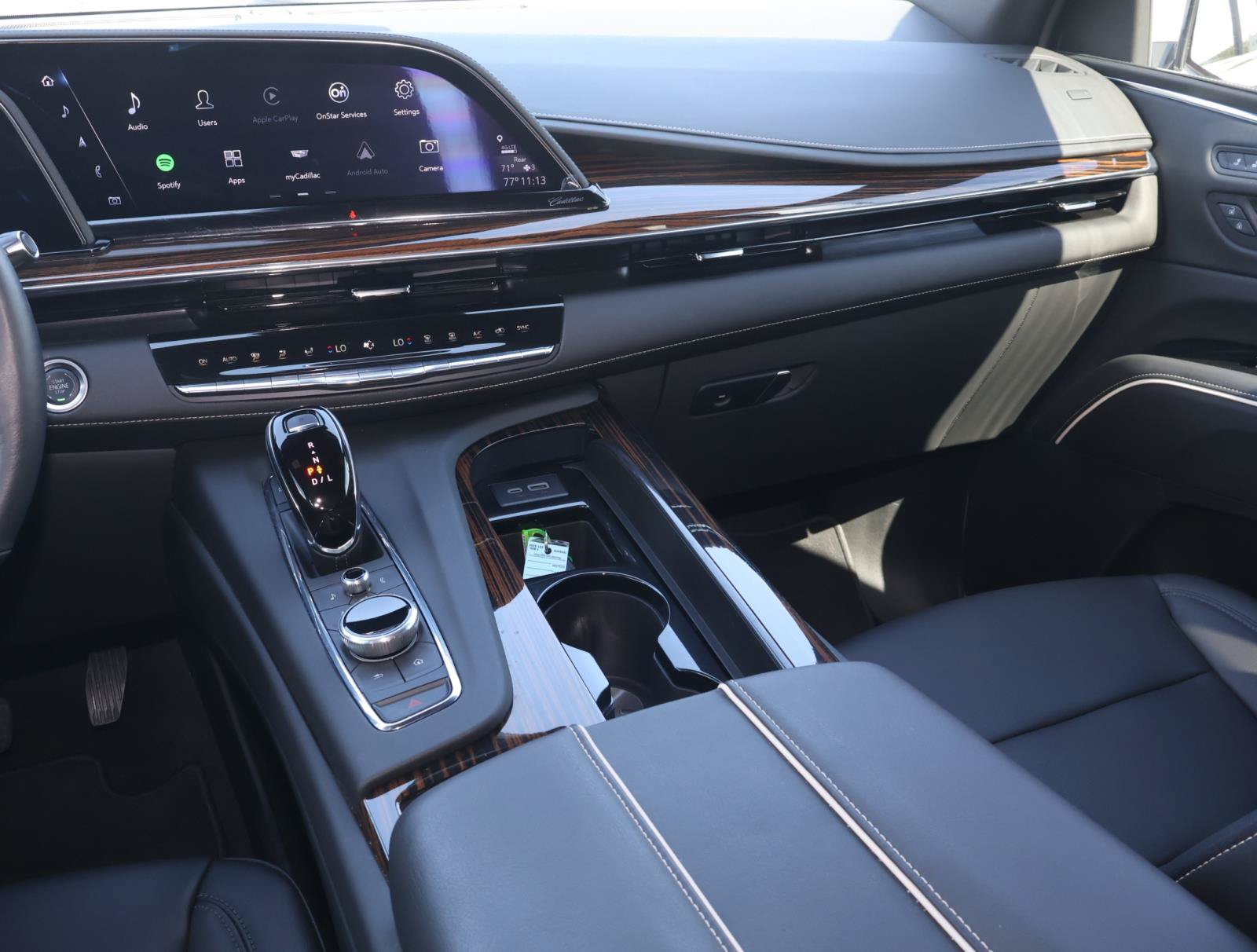 Certified 2024 Cadillac Escalade Luxury RWD image 16