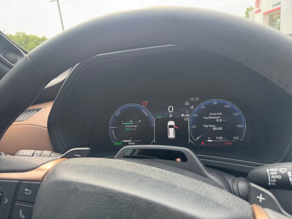Used 2025 Toyota Grand Highlander AWD Hybrid image 20