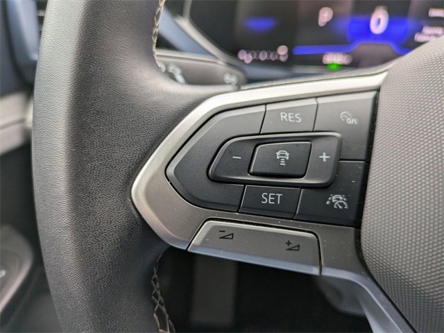 Used 2024 Volkswagen Taos SE image 14