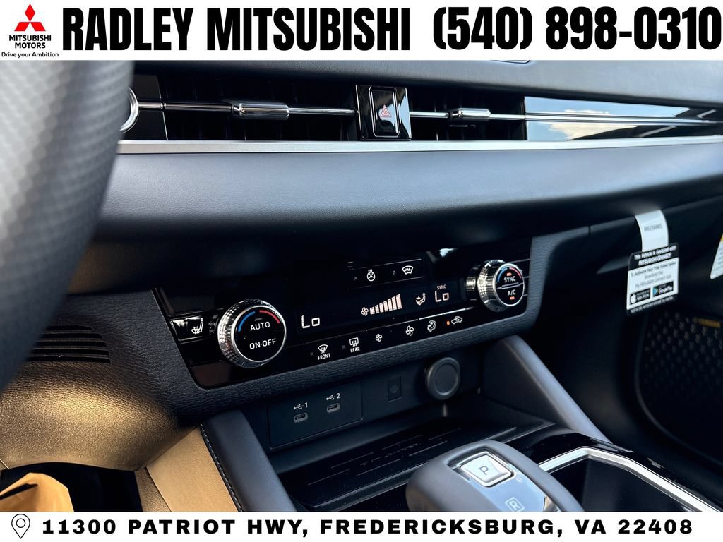 New 2026 Mitsubishi Outlander SE AWD/4WD image 9