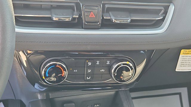Used 2026 Chevrolet TrailBlazer LT AWD/4WD image 17