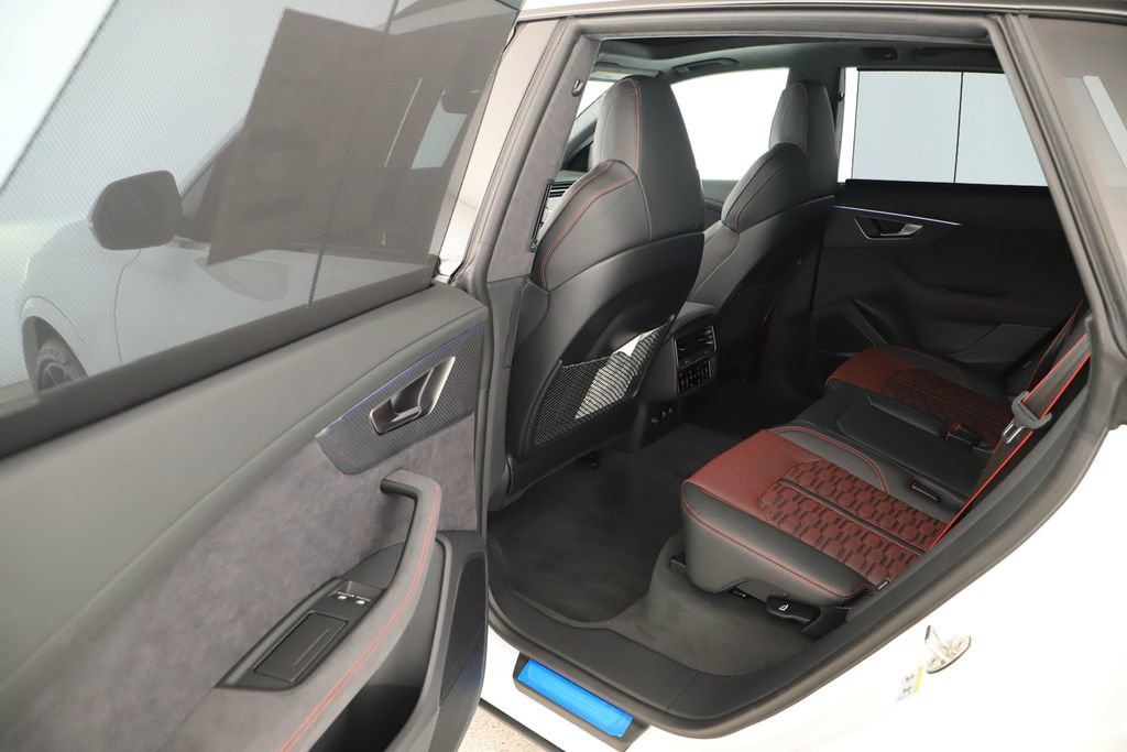 New 2026 Audi RS Q8 performance image 27