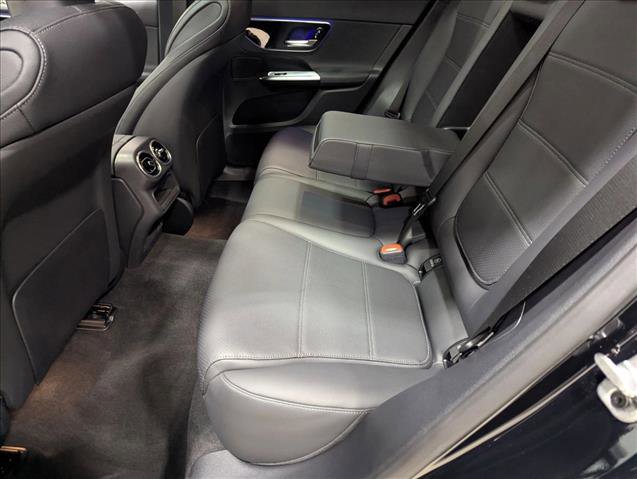 Used 2026 Mercedes-Benz GLC 300 image 17