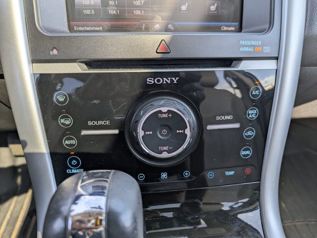 Used 2013 Ford Edge Limited FWD image 18