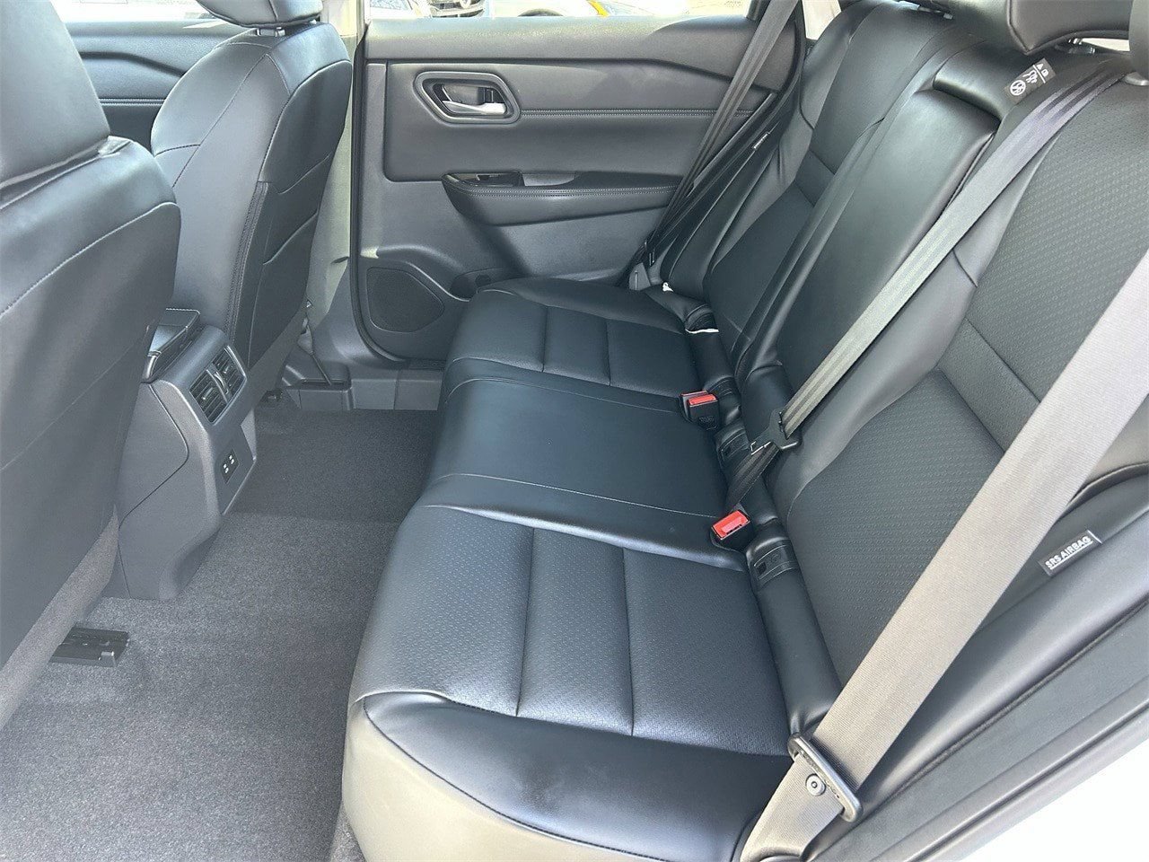 New 2026 Nissan Rogue Dark Armor FWD image 16