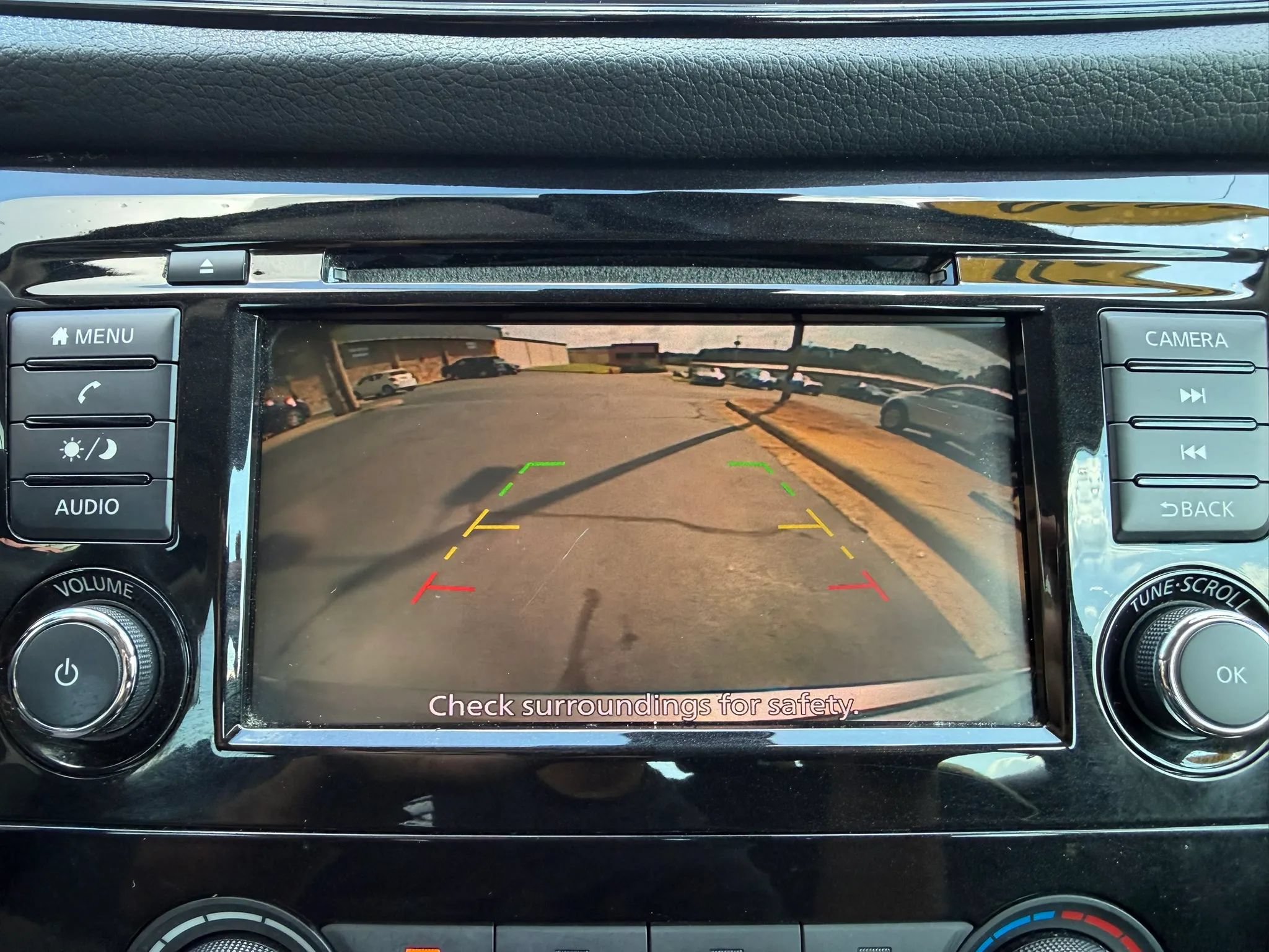 Used 2020 Nissan Rogue S AWD/4WD image 18