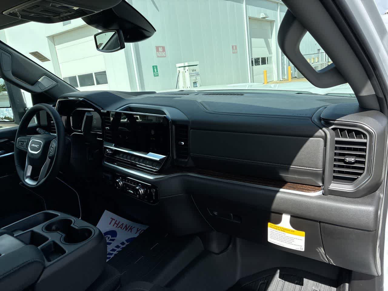 New 2026 GMC Sierra 2500 SLE w/ SLE Value Package; AWD/4WD image 28