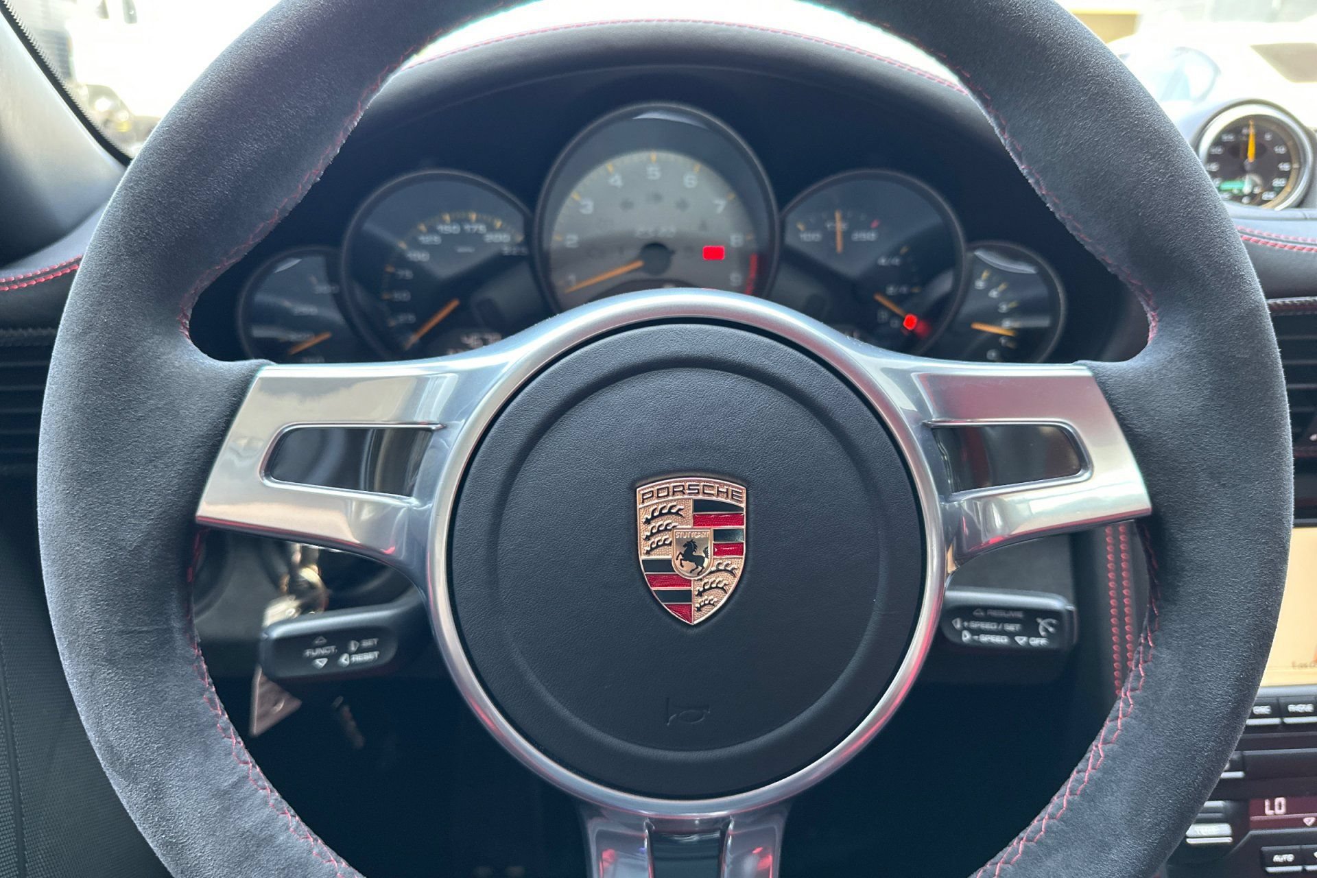 Used 2011 Porsche 911 GT3 RS 4.0 RWD image 26
