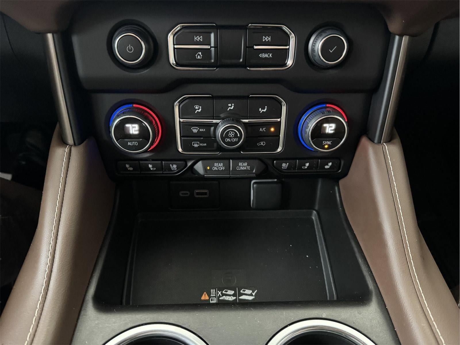 Used 2024 Chevrolet Tahoe High Country AWD/4WD image 20