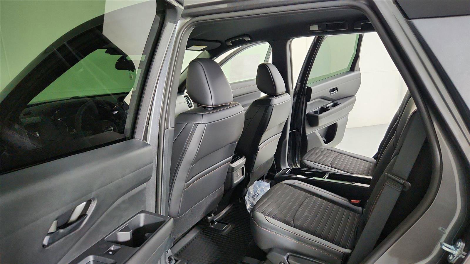 Used 2025 Nissan Pathfinder Rock Creek image 21